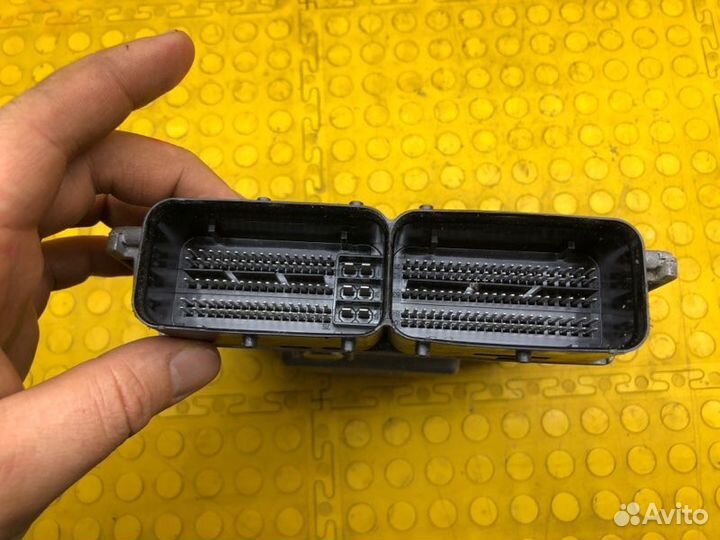 Блок управления двигателем (двс) Volkswagen Tiguan