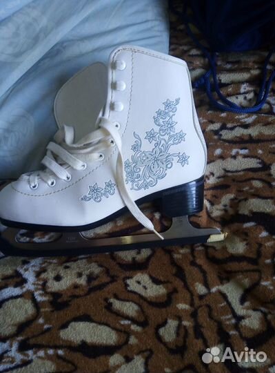 Коньки фигурные детские