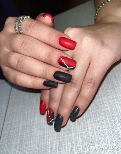 Маникюр, наращивание ногтей