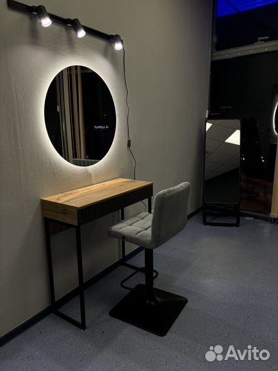 Зеркало с подсветкой