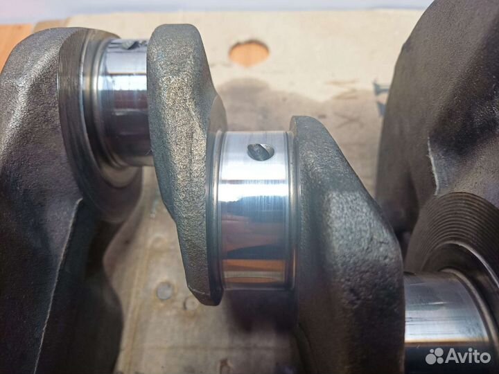 Коленвал VW transporter T5 BRS