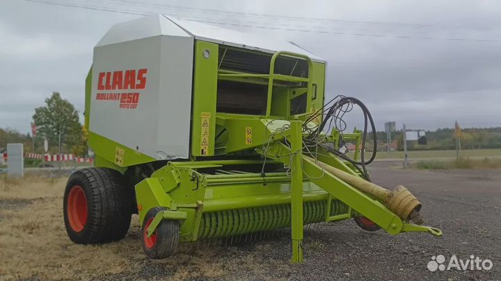 Пресс-подборщик Claas Rollant 250, 2009