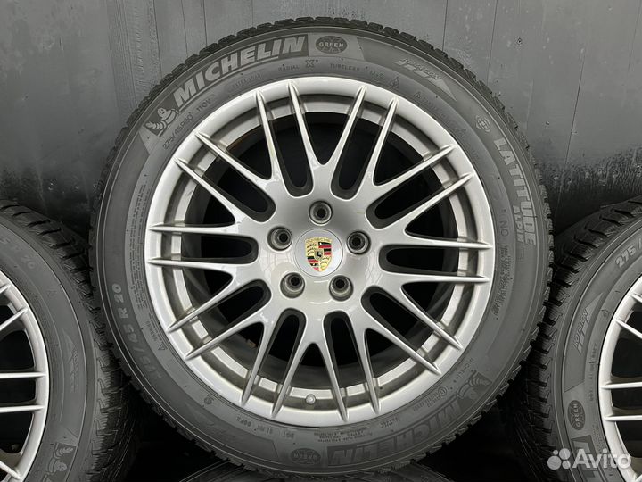 R20 Michelin Latitude Alpin LA2 275/45, PCD 5x130 DIA 71.6
