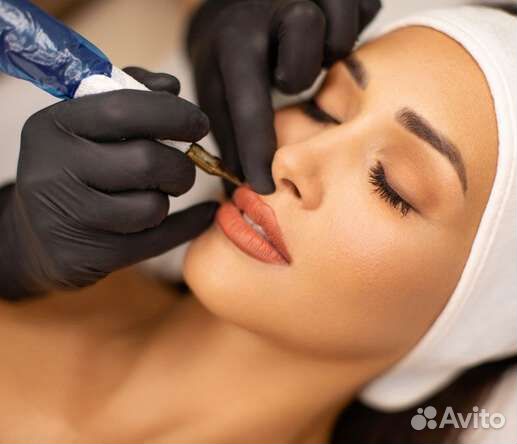 Перманентный макияж губ