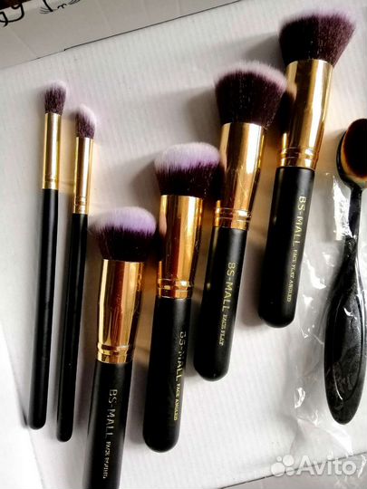Кисти для макияжа