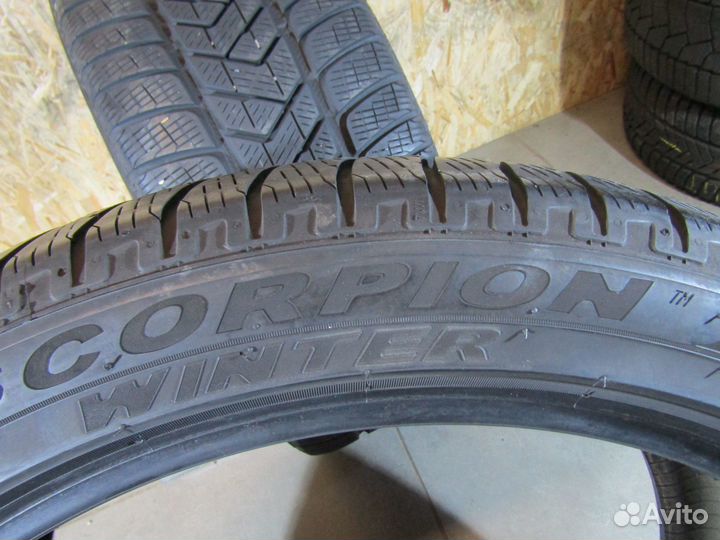 Pirelli Scorpion Winter 255/40 R21