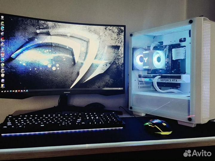 Новый игровой пк Intel Core i3 10100 AMD RX 580