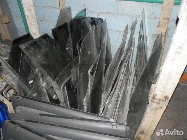 Стекло заднее левое Киа Спектра Оригинал