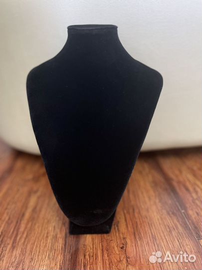 Бюсты и подставки для украшений