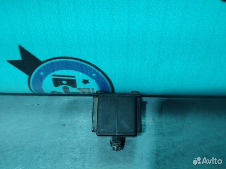 Кронштейн фары передний Hyundai Solaris 2