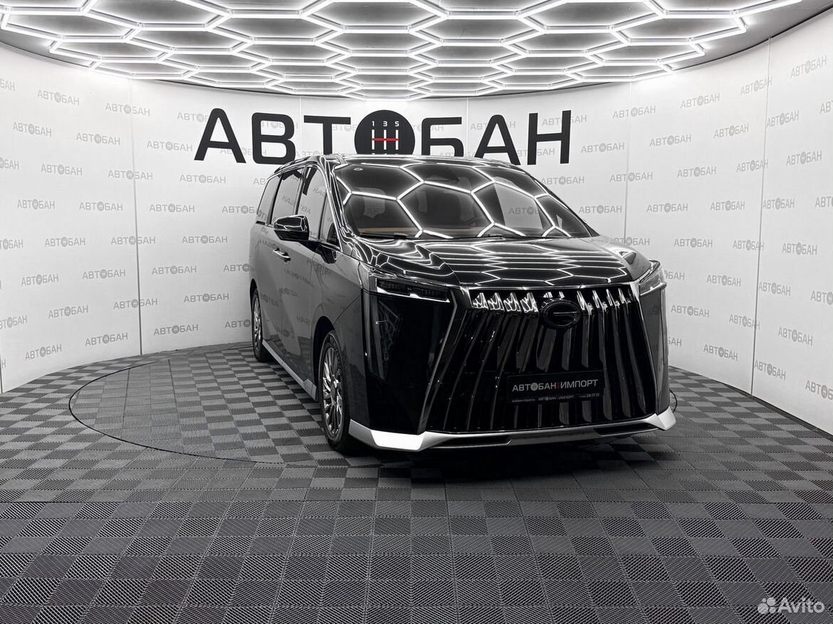 Trumpchi M8 2.0 AT, 2026