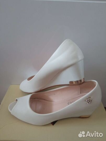 Туфли женские 39 размер