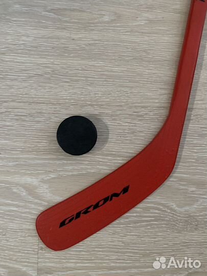 Клюшка хоккейная детская и шайба