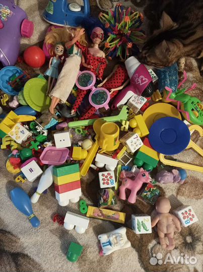 Пакет с игрушками для девочки до четырёх лет вкл