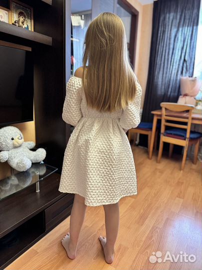 Платье на девочку 128