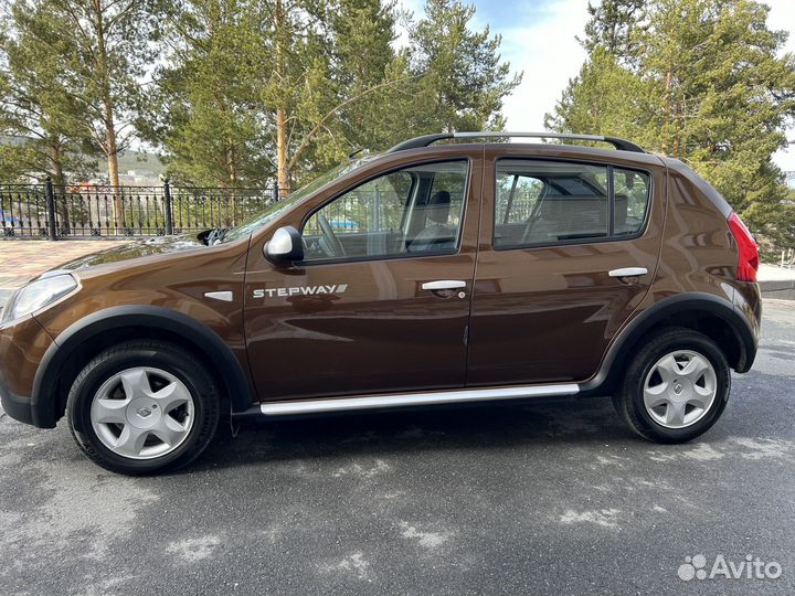 Renault Sandero Stepway 1.6 МТ, 2013, 107 000 км