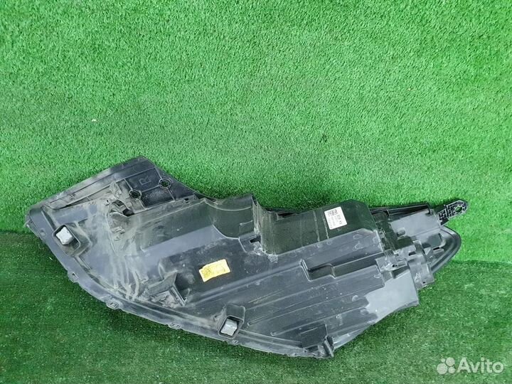 Фара правая Hyundai Tucson