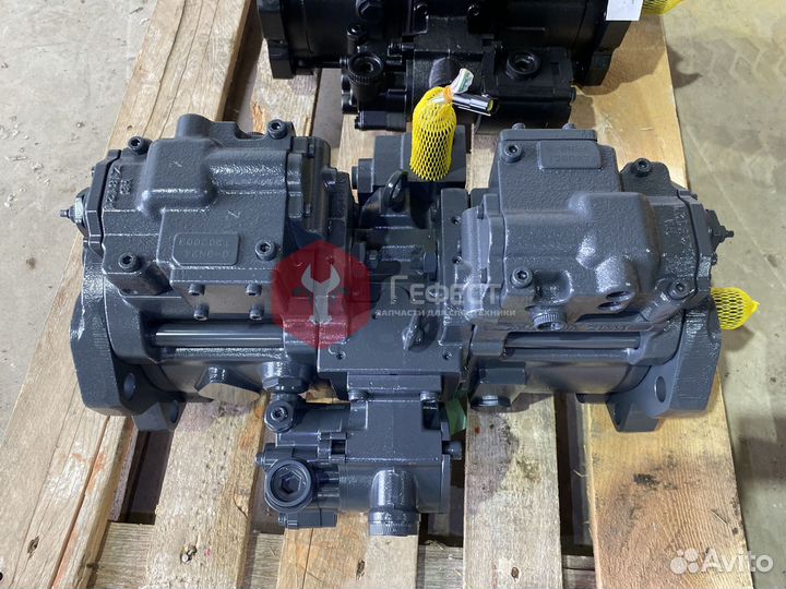 Гидравлический насос Case CX210LR KRJ6199