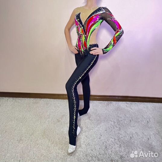 Купальник для художественной гимнастики