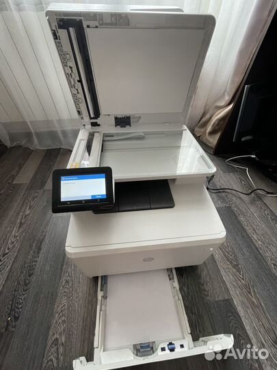 Цветной лазерный принтер мфу