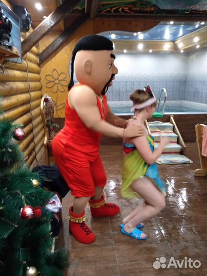 Ведущий на праздник