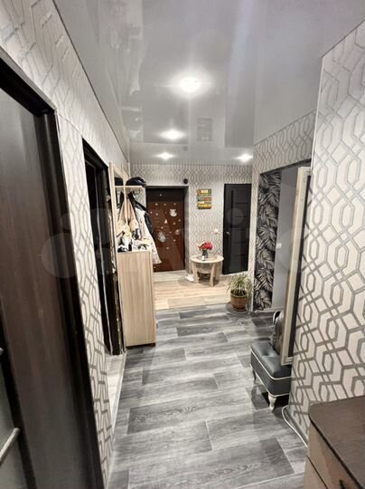 Комната 32 м² в 5-к., 2/4 эт.