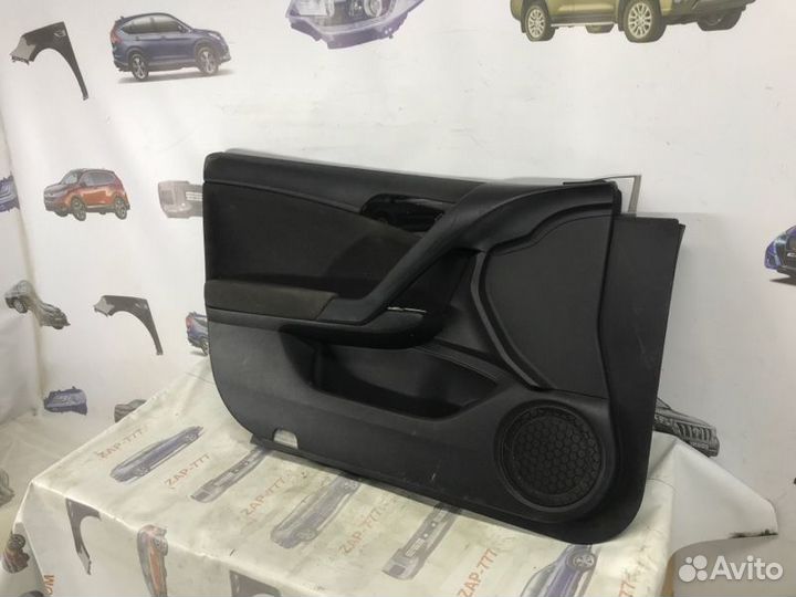 Обшивка двери передняя левая Honda Accord 8