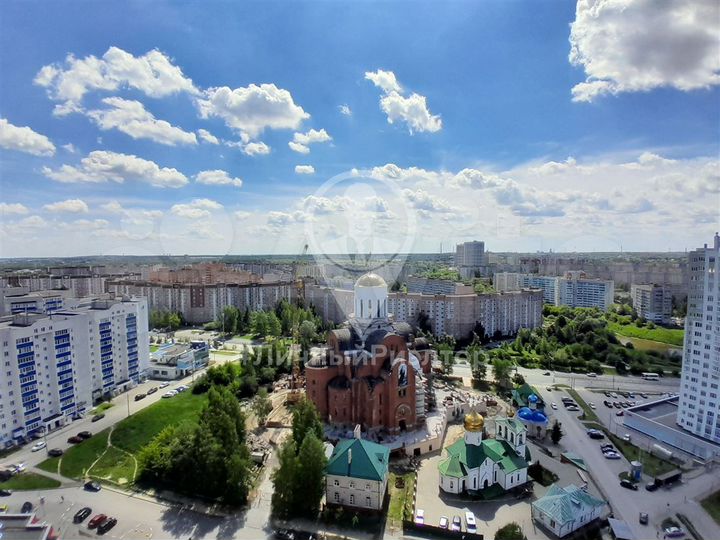 3-к. квартира, 92 м², 19/19 эт.