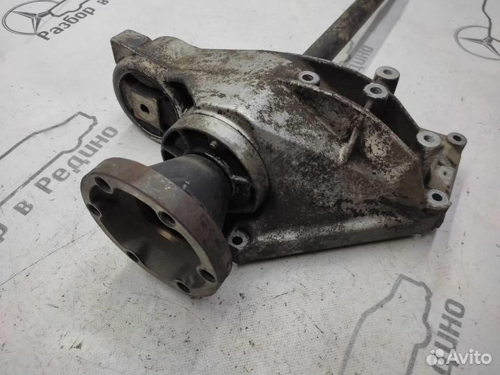 Вал промежуточный перед привода W638 V-class Vit