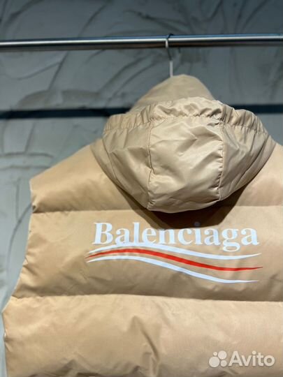 Balenciaga жилетка