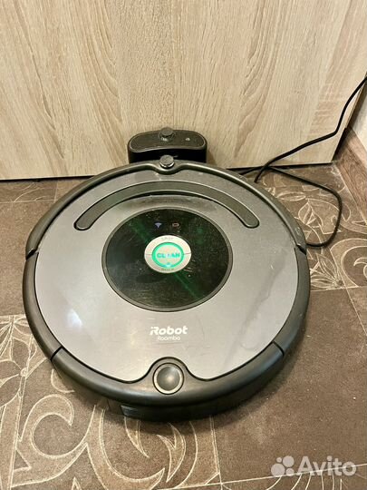 Робот пылесос iRobot Roomba 676