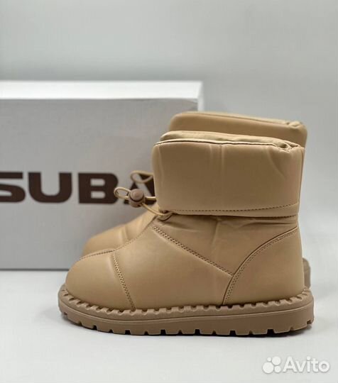 Дутики женские зимние