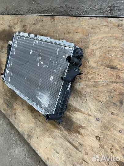 Радиатор охлаждения Audi 100 c4 45 кузов A6 c4
