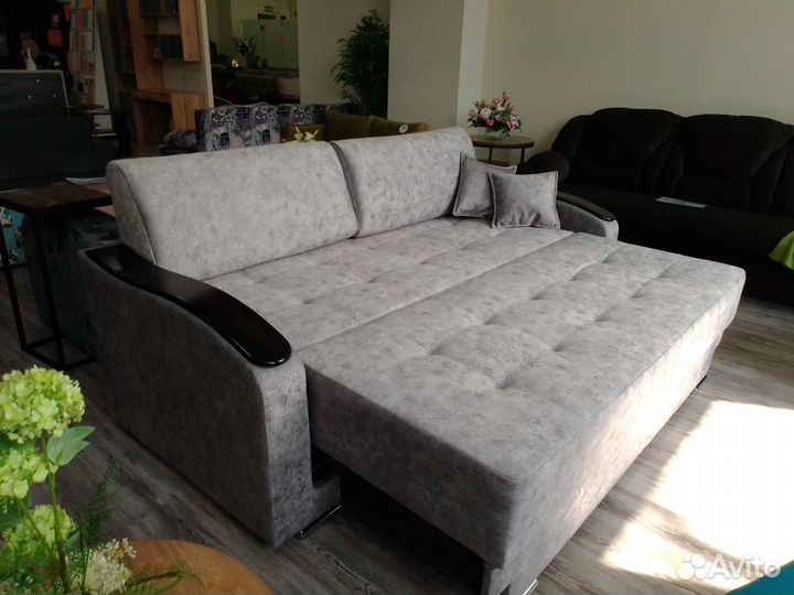 Диван новый спальное место 1,6х1,9м