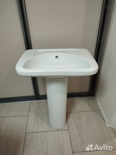 Раковина на стойке santek