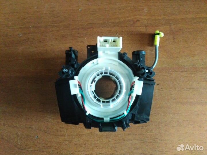 Шлейф подрулевой Nissan Qashqai 2006-2014