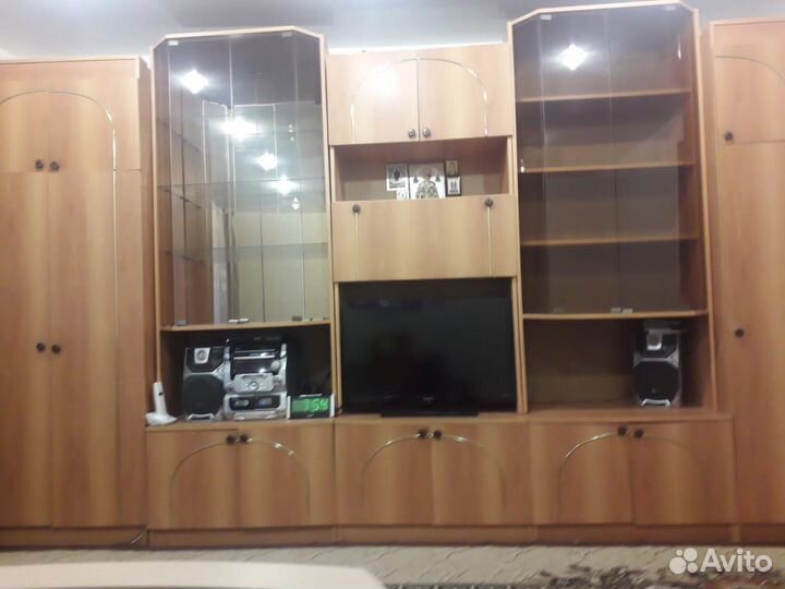 Стенка в гостиную бу