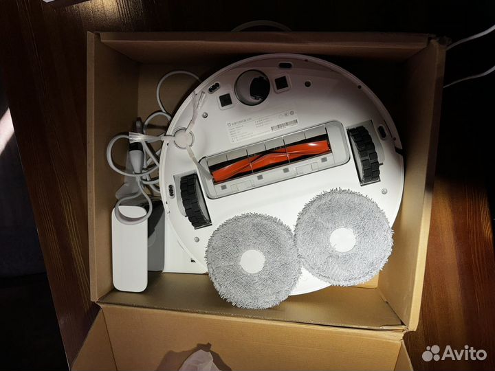 Моющий робот-пылесос Xiaomi Vacuum 3S