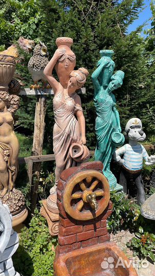 Скульптура девушка садово- парковая