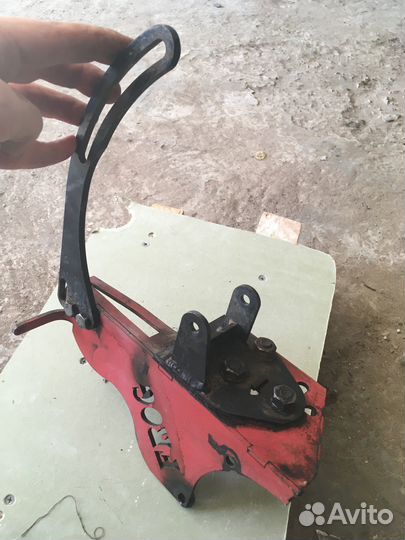 Кронштейн переноса генератора niva