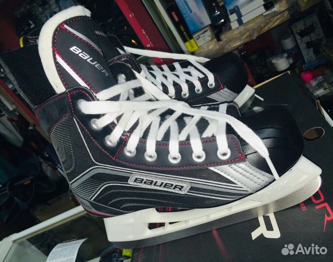 Коньки Bauer Vapor X200 и CCM Tacks 1092