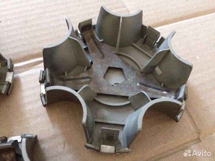 Колпак колеса Toyota Mark 2 Qualis. Camry