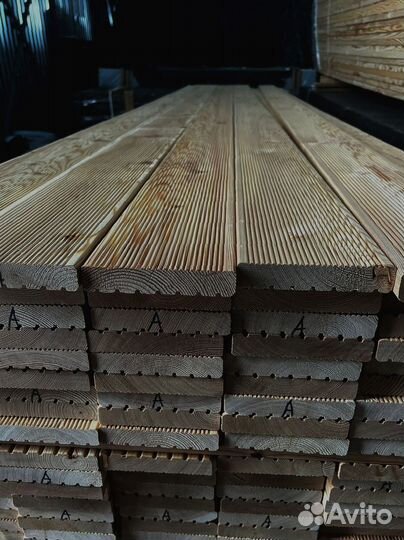 Доски лиственницы камерной сушки 30x140 мм, для бе