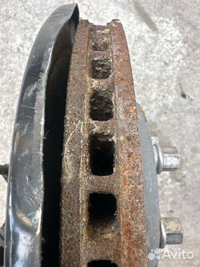 Ступица передняя правая Chrysler 300C LD EXF 2014