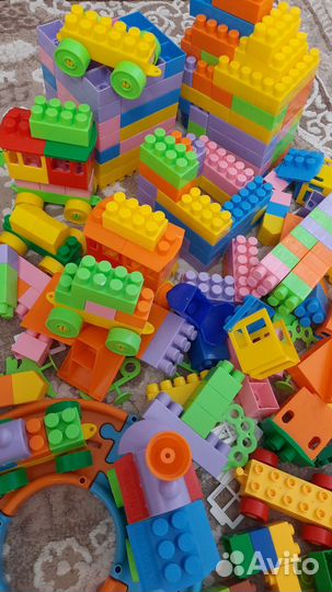 Детские развивающие игрушки