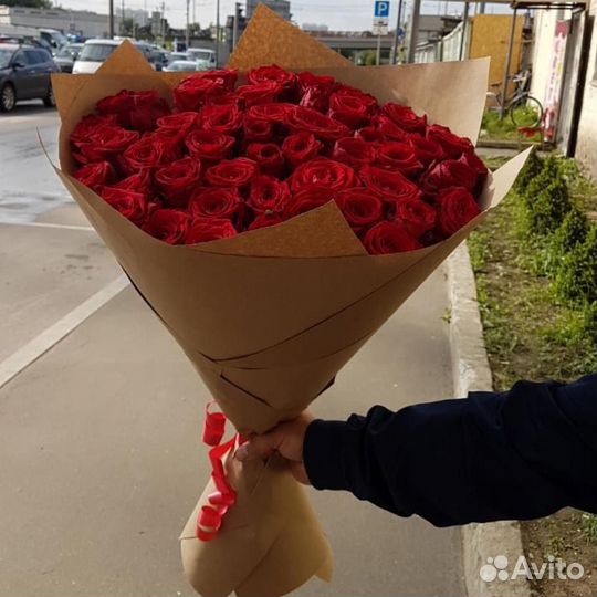 51 роза букет красные