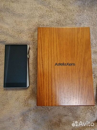 Astell Kern SP2000 silver