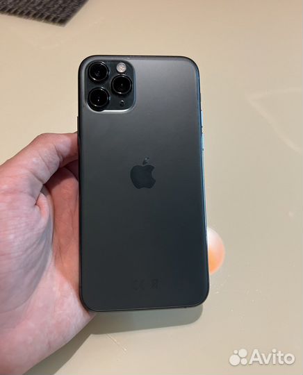 Телефон iPhone 11pro 256gb