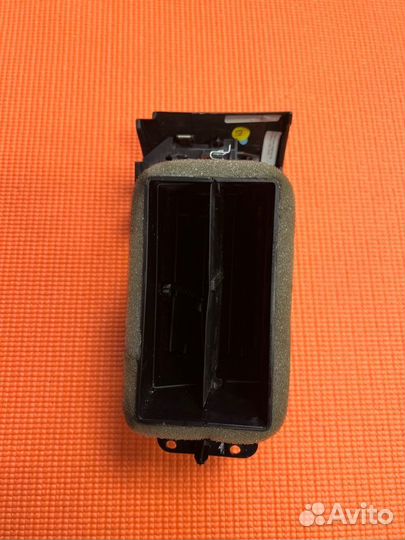 Воздуховод торпедо левый Land Rover Range Rover