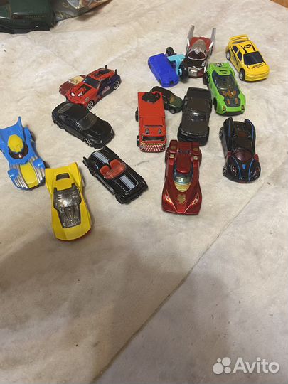 Машинки hotwheels 30 шт
